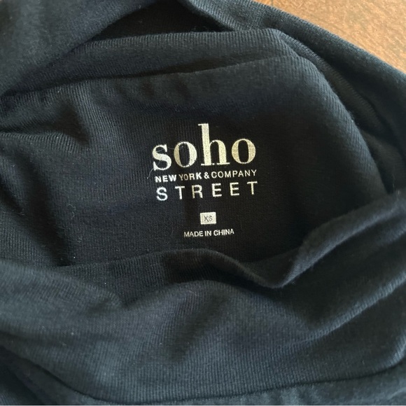 New York and Company | Mock Neck Long Sleeve Ruched Bodycon Dress - Picture 8 of 10